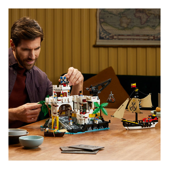 LEGO® Icons Eldorado Fortress 10320