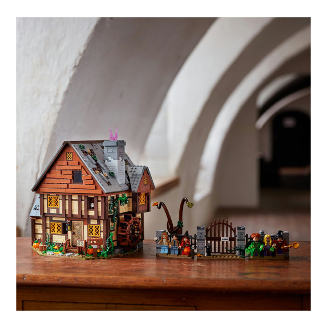 LEGO® Ideas Disney Hocus Pocus: The Sanderson Sisters' Cottage 21341