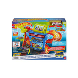 Hot Wheels® Tunnel Twist Car Wash